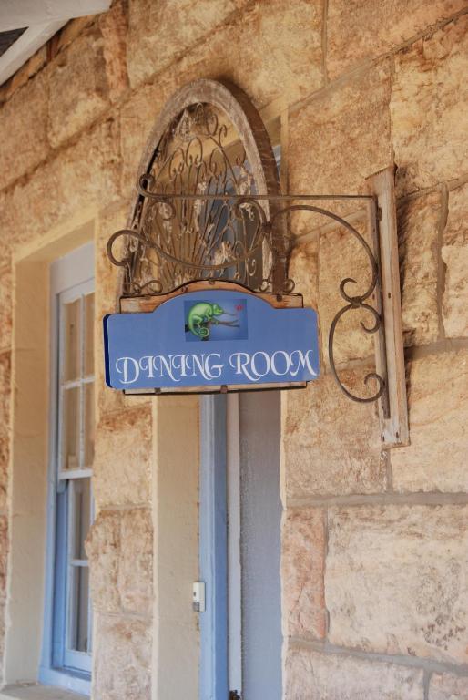 Sandstone Chameleon Guest House Fouriesburg Extérieur photo